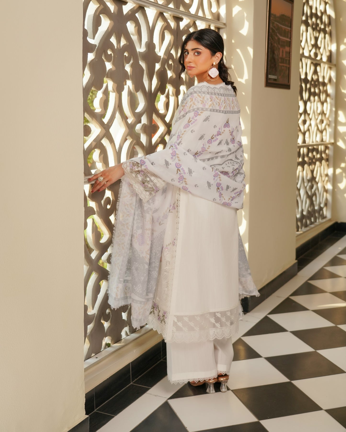 Munira Mashq Dhanak 02 Off White