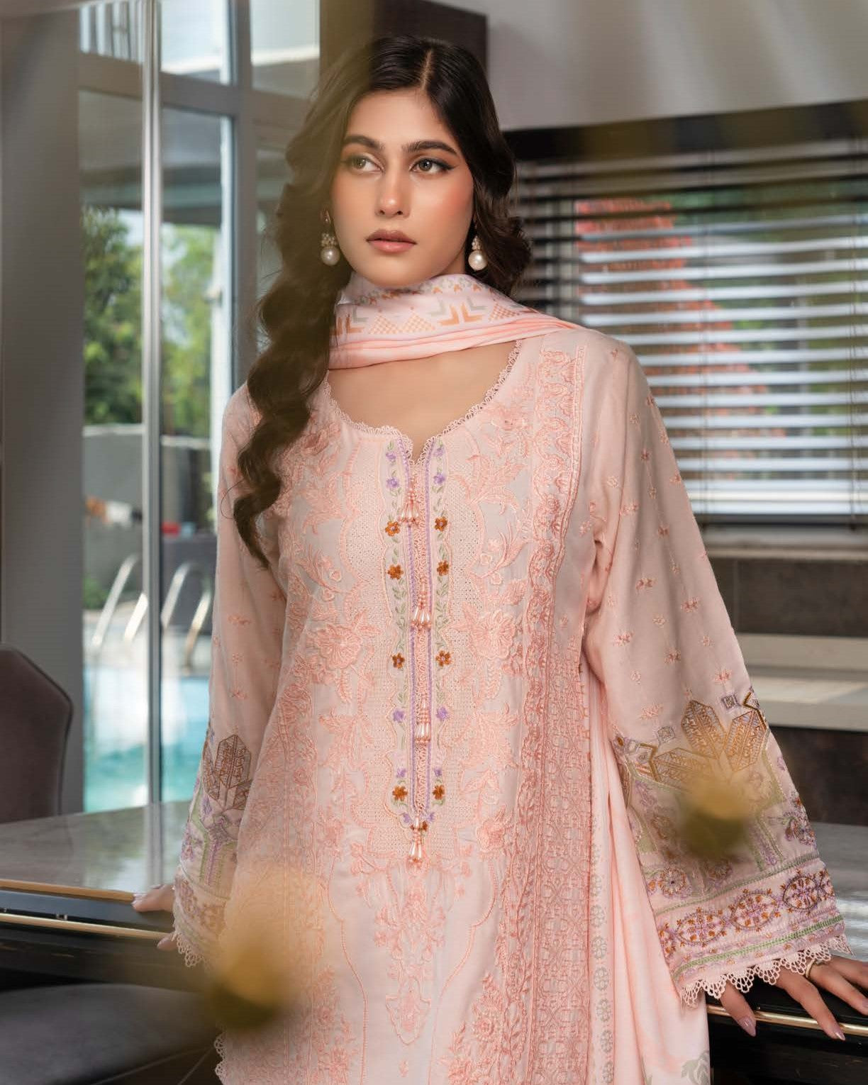 Munira Inayat Dhanak 02 Peach