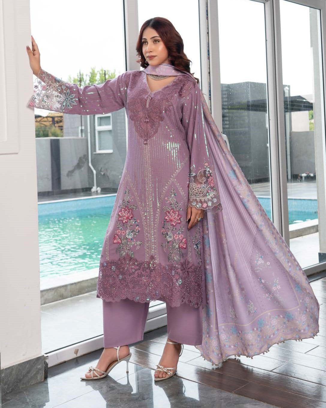 Munira Inayat Dhanak 03 Orchd Levender