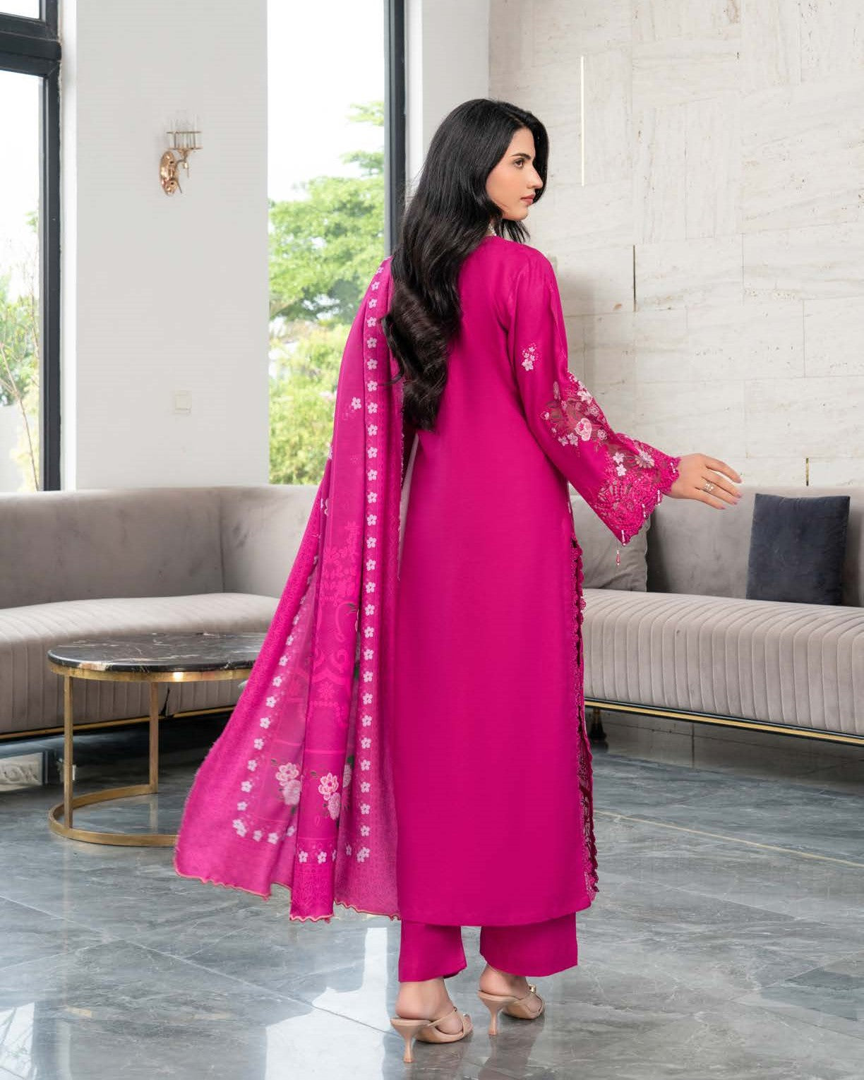 Munira Inayat Dhanak 05 Shocking Pink