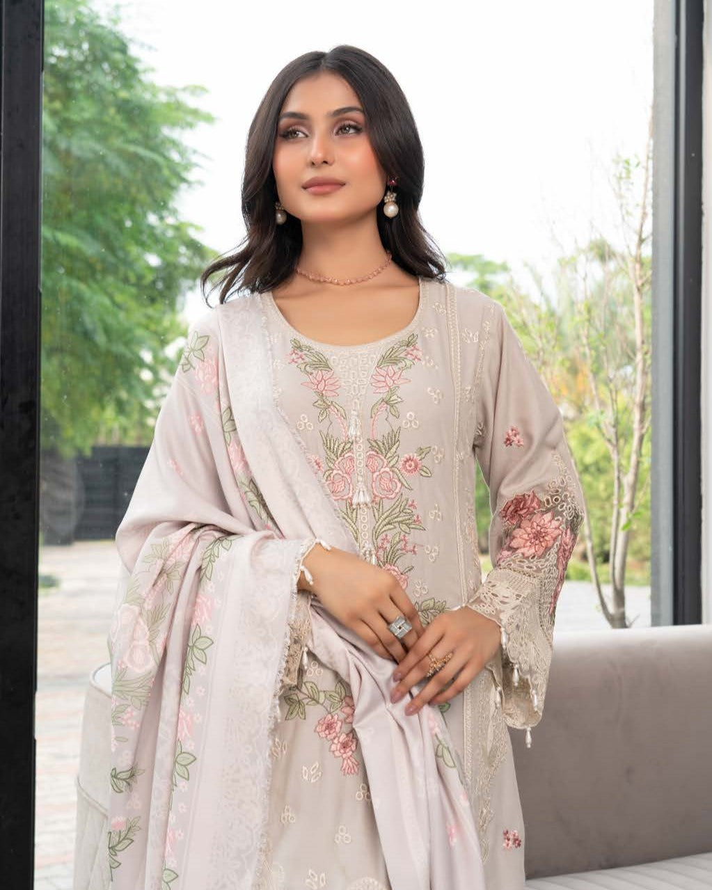 Munira Inayat Dhanak 07 Dusty Grey