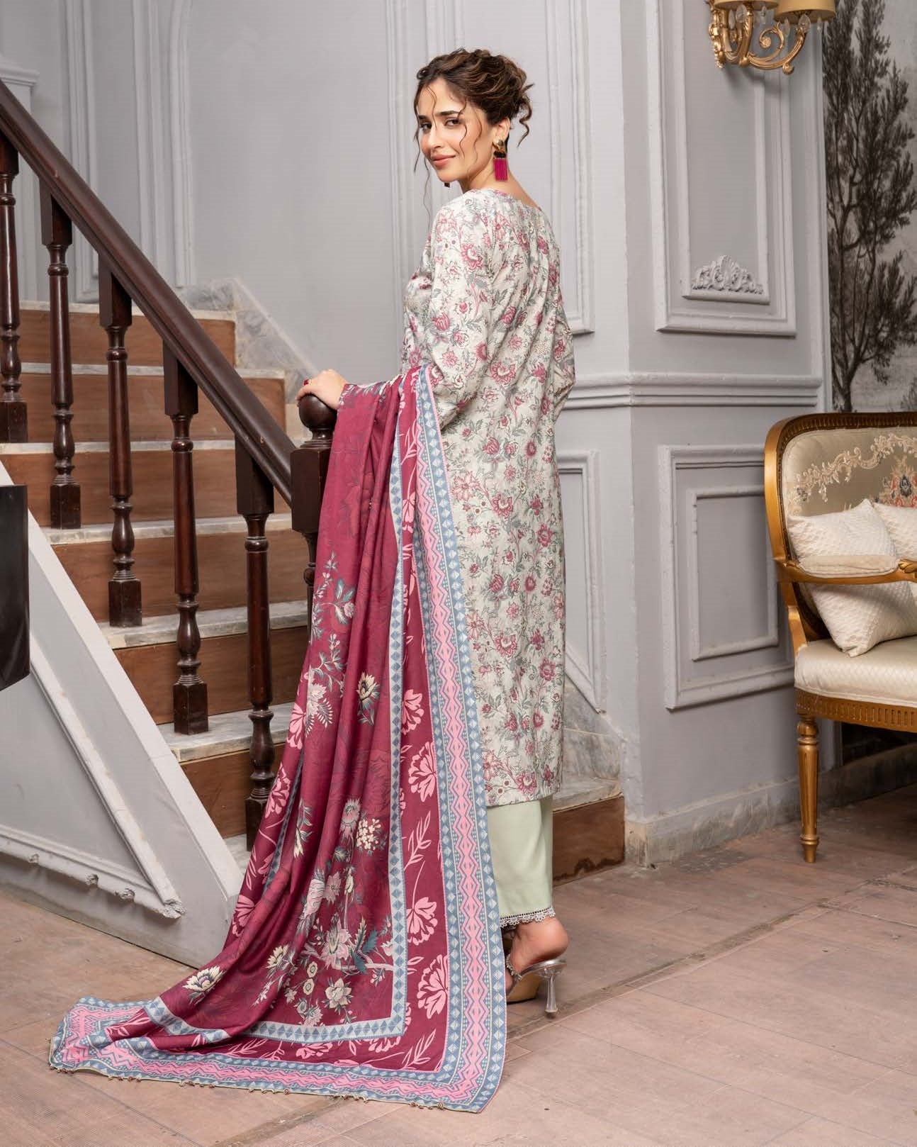 Munira Aura Dhanak 07 Pista