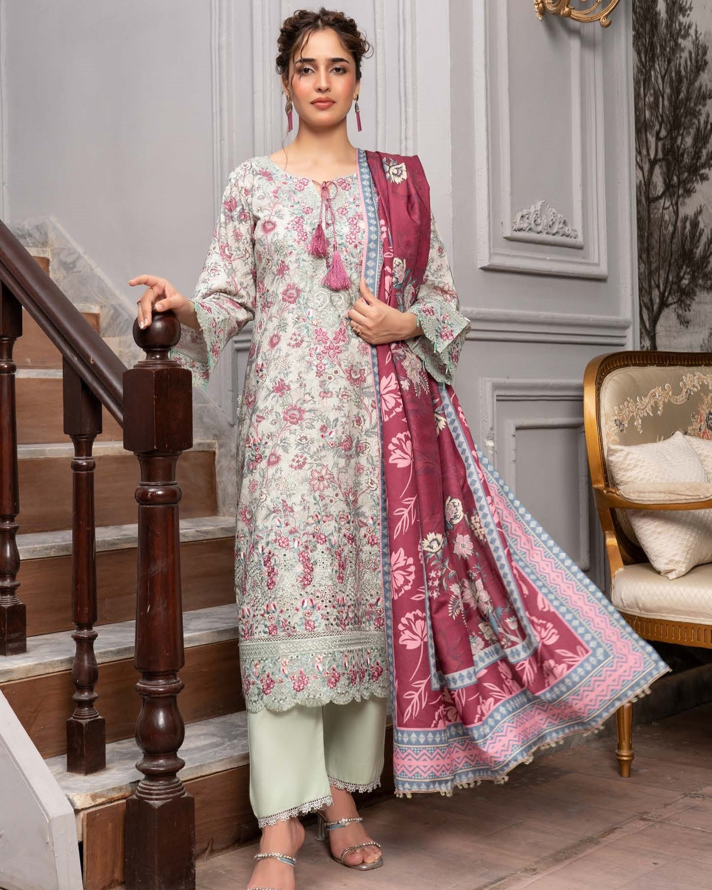 Munira Aura Dhanak 07 Pista