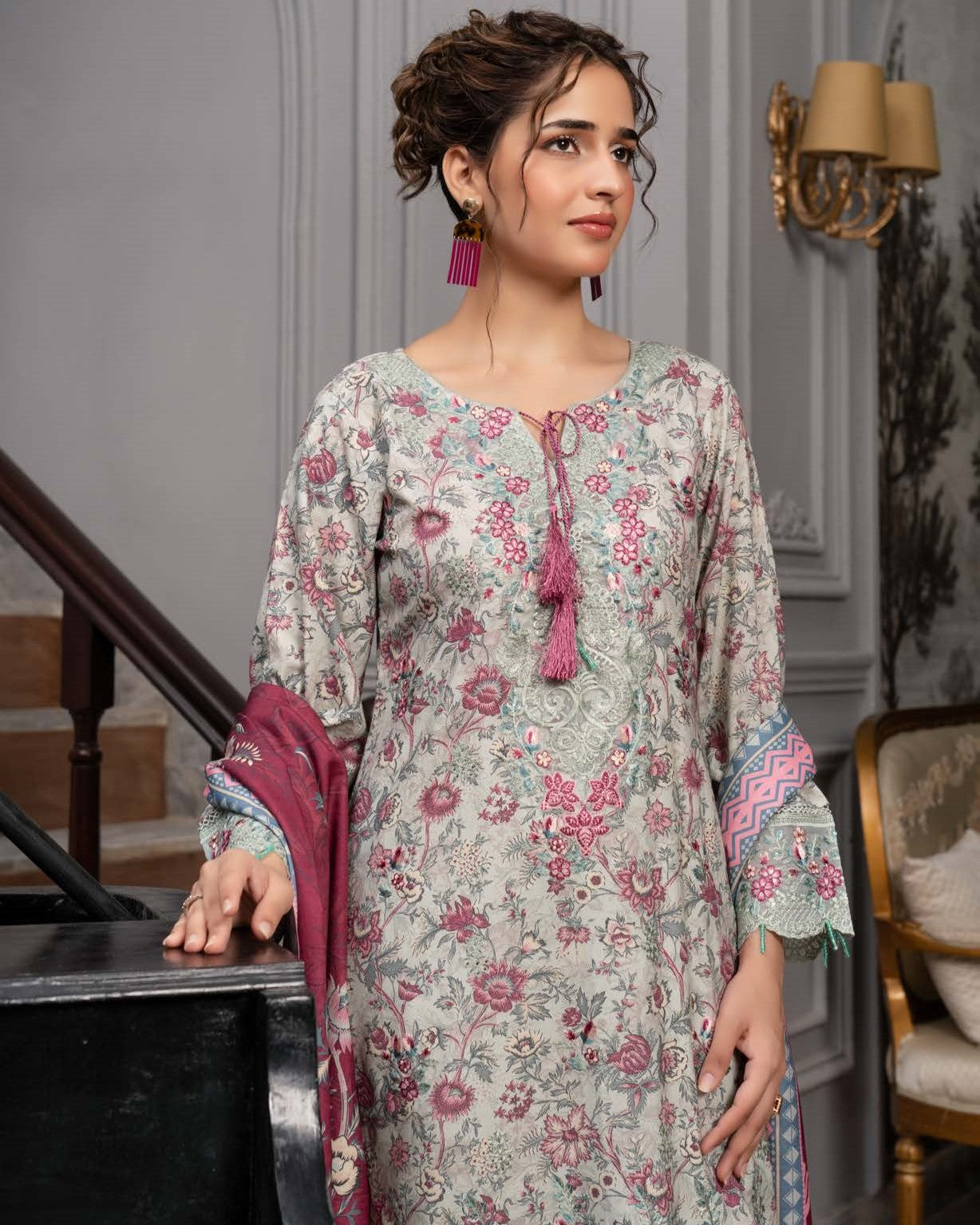 Munira Aura Dhanak 07 Pista