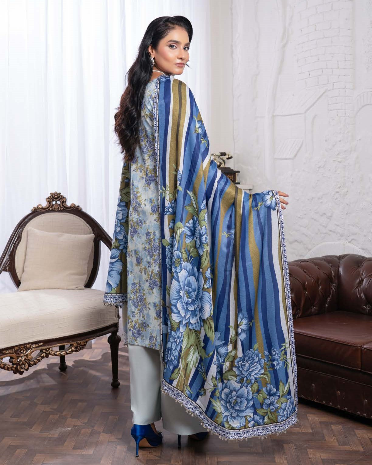 Munira Virasat Dhanak 04 Ice Blue