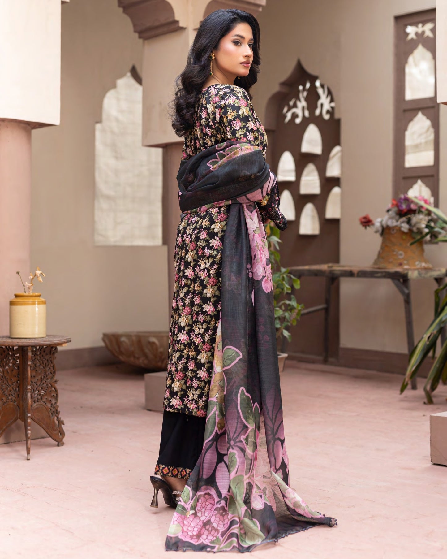Munira Mehru Lawn MSL 03 Black