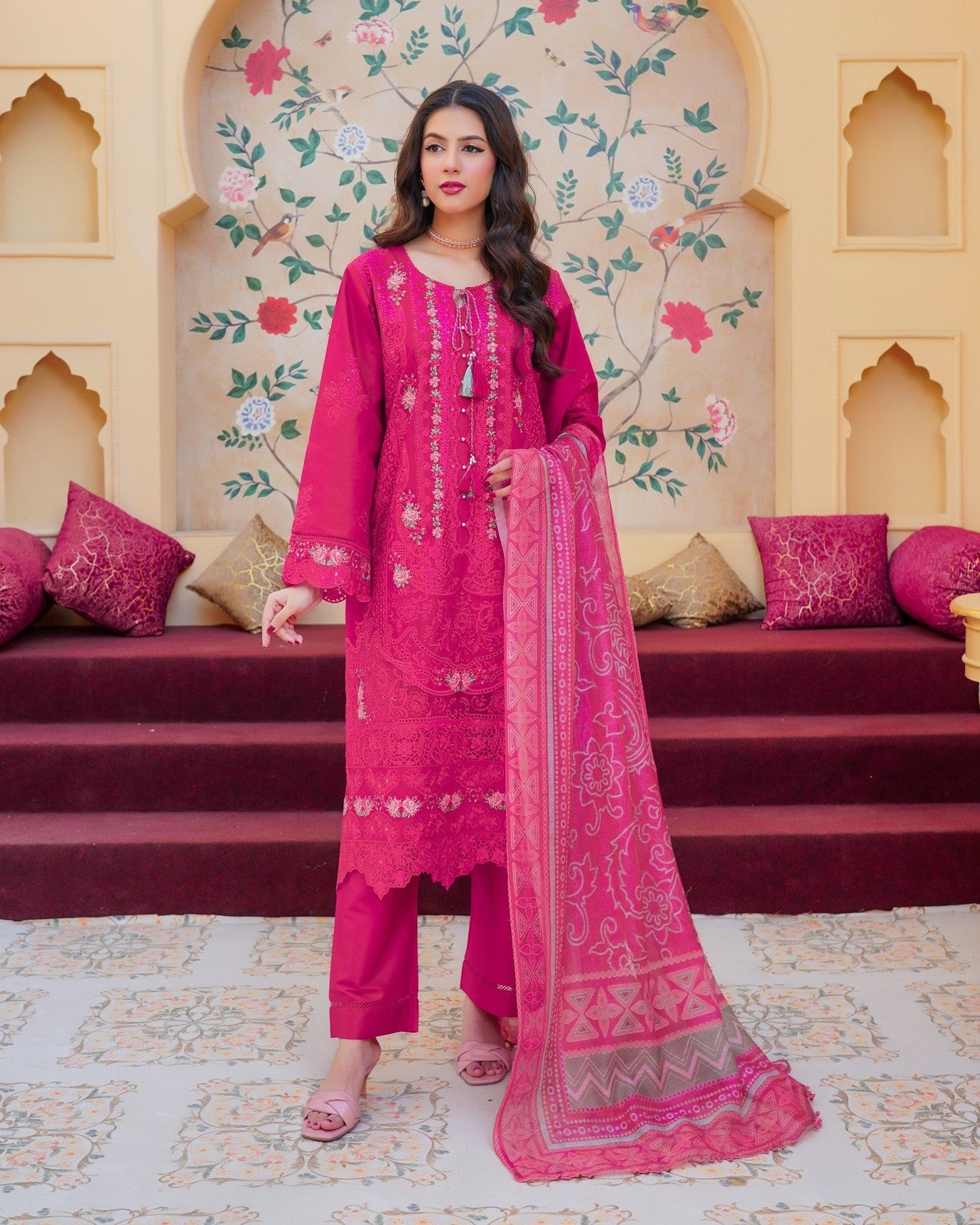 Munira Opulence Thread MSL 04 Pink