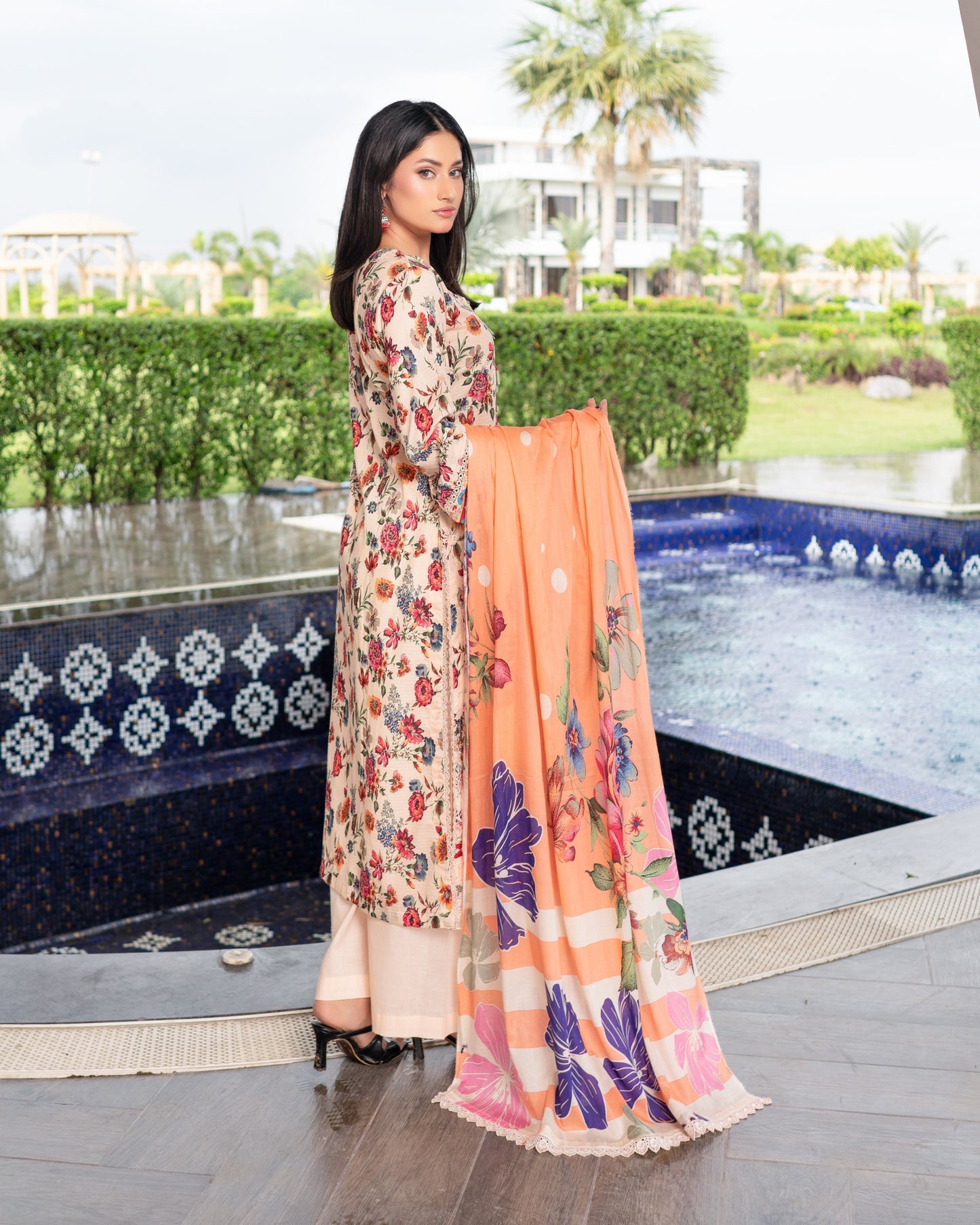 Munira Imperial Lawn 05 Peach
