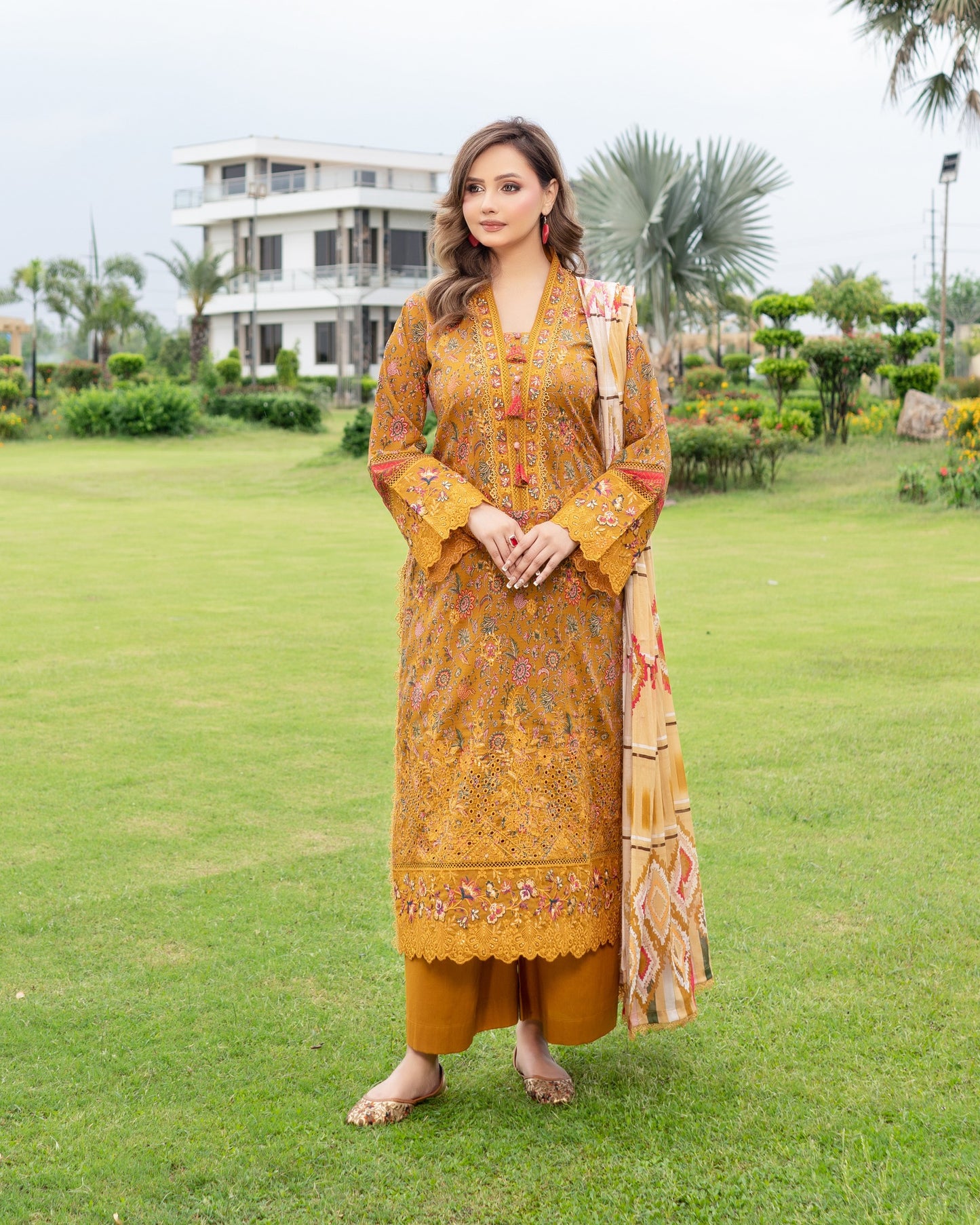 Munira Imperial Lawn 06 Mustard