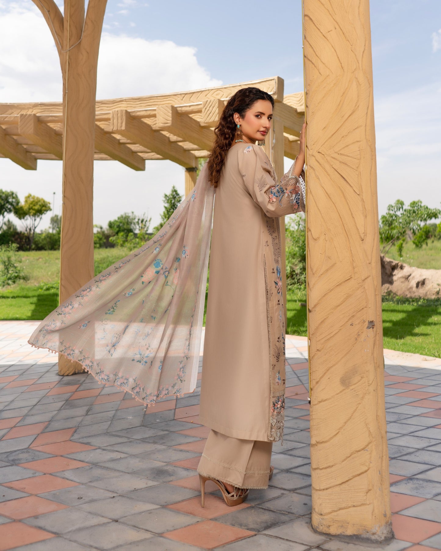 Munira Primrose 06 Edit Skin