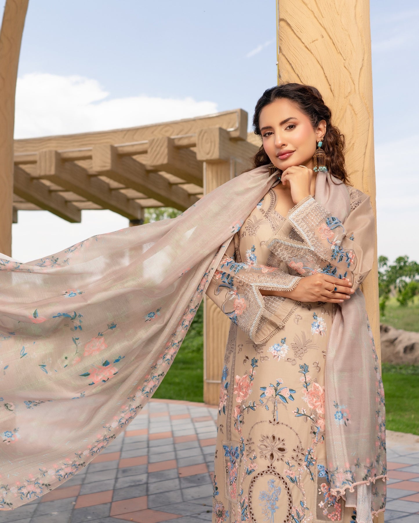 Munira Primrose 06 Edit Skin