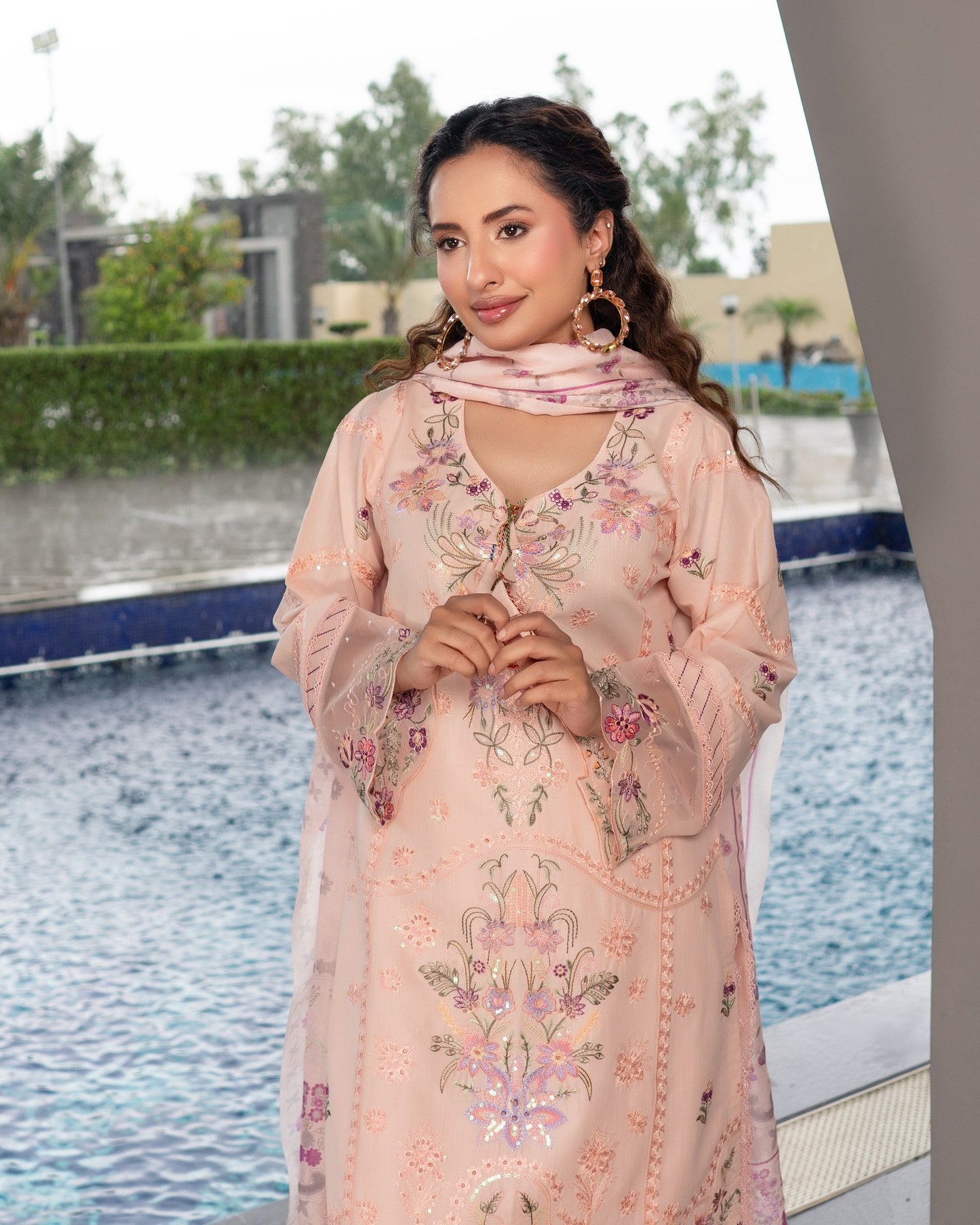 Munira Primrose 05 Edit Peach