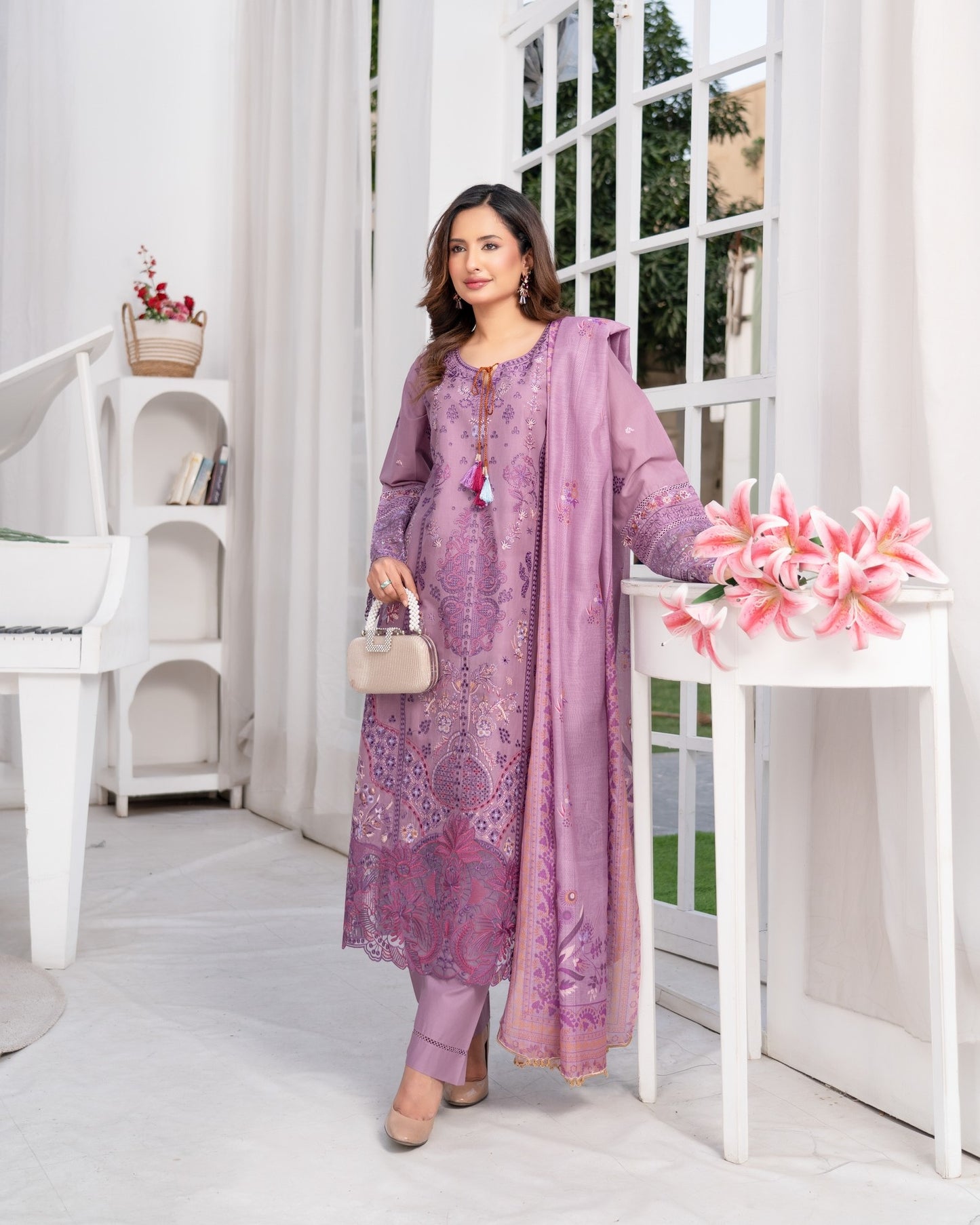 Munira Guman Cotton 03 Leavander