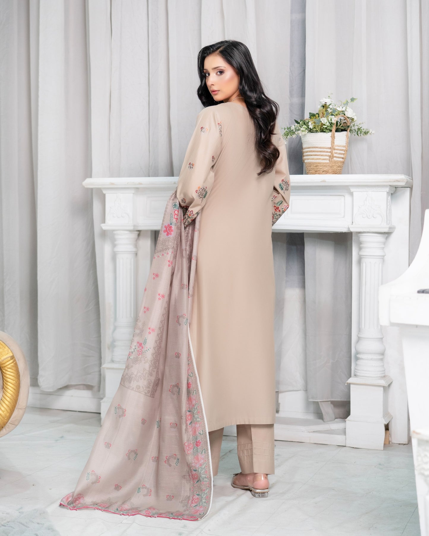 Munira Guman Cotton 07 Skin