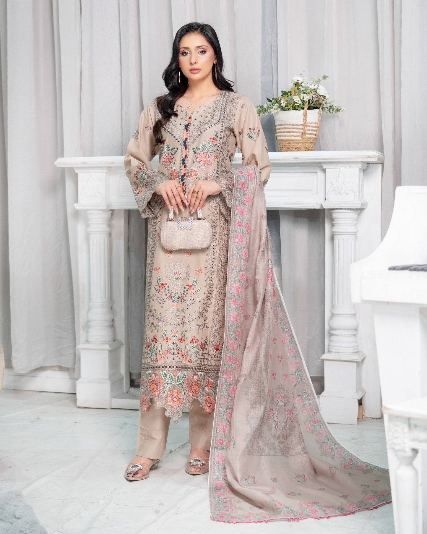 Munira Guman Cotton 07 Skin