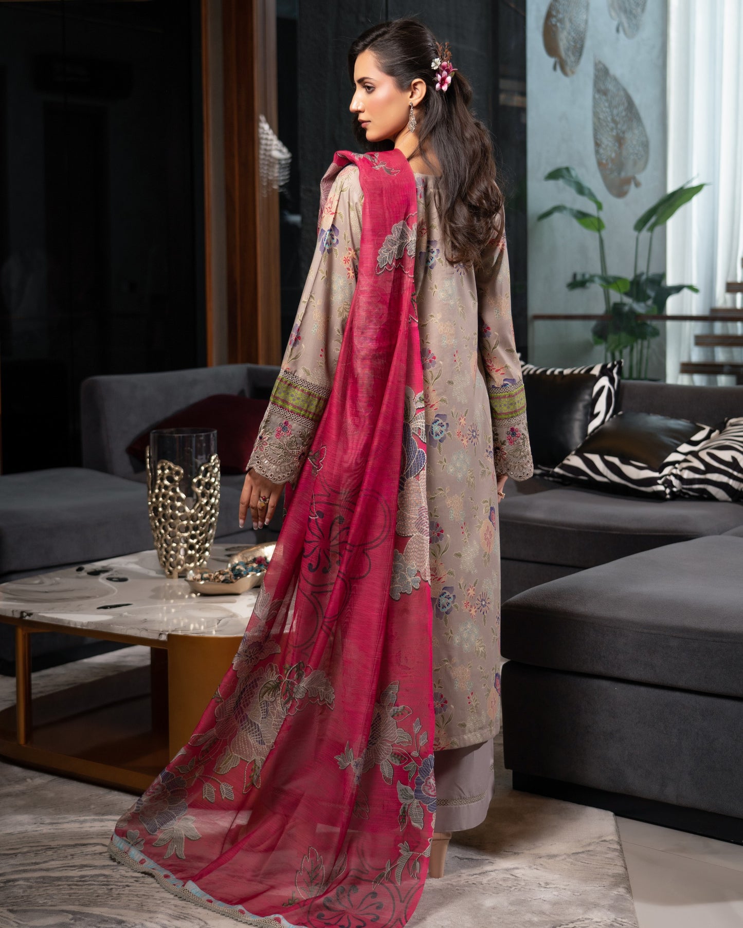 Munira Umeed Lawn 02 Chico