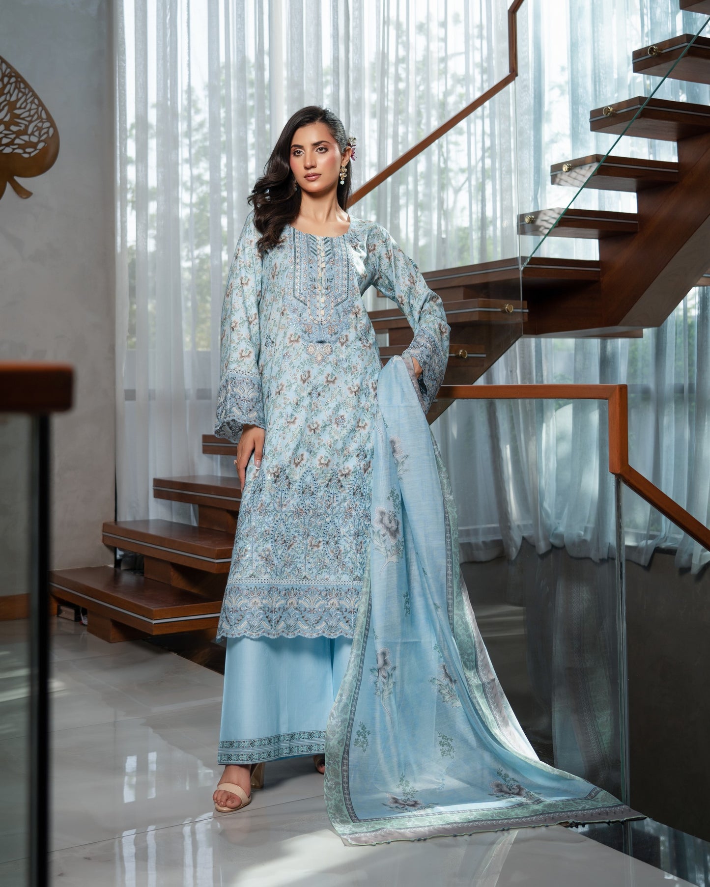 Munira Umeed Lawn 05 Sky Blue