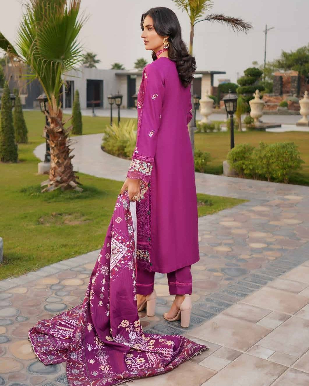 Noor-e-Munira Dhanak MSL 02 Magenta