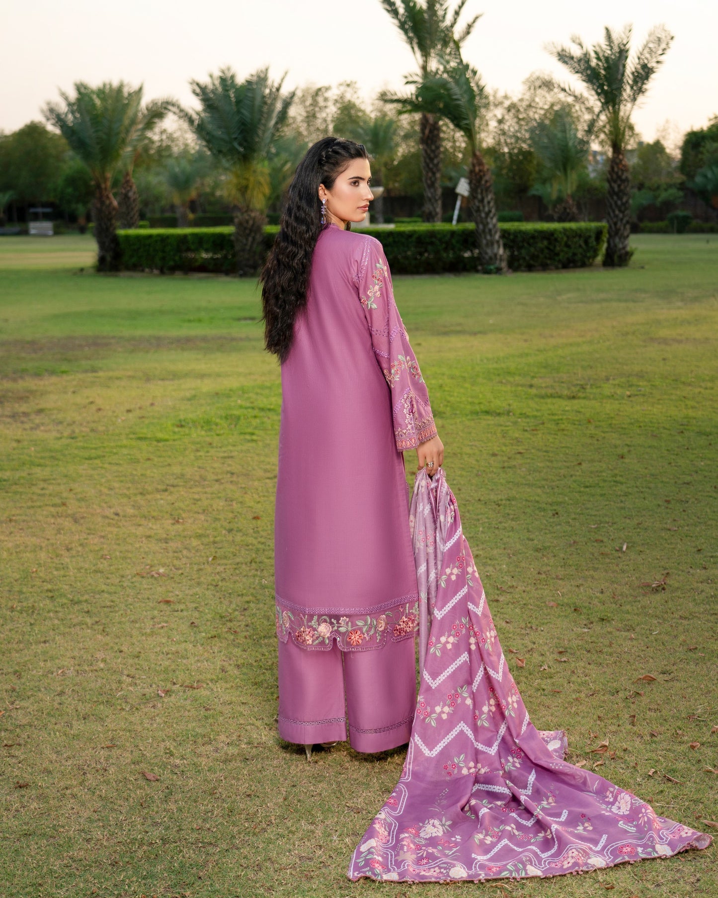 Munira Samaa 04 Pink