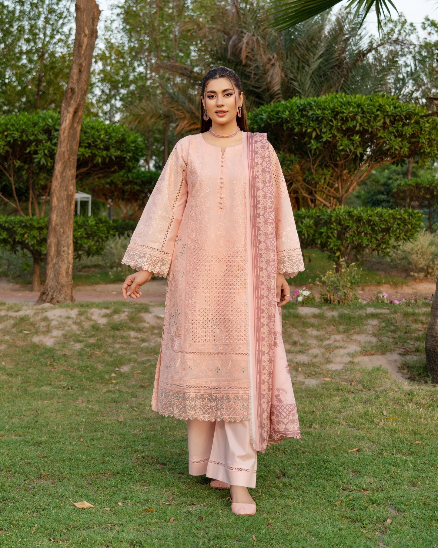 Munira Samaa 07 Peach