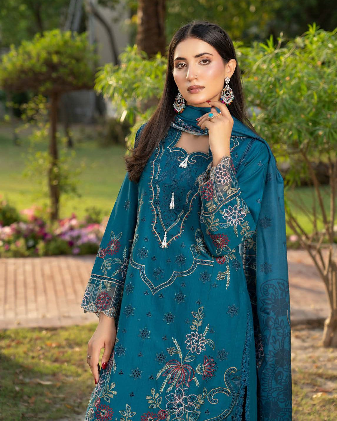 Munira Samaa 01 Zinc
