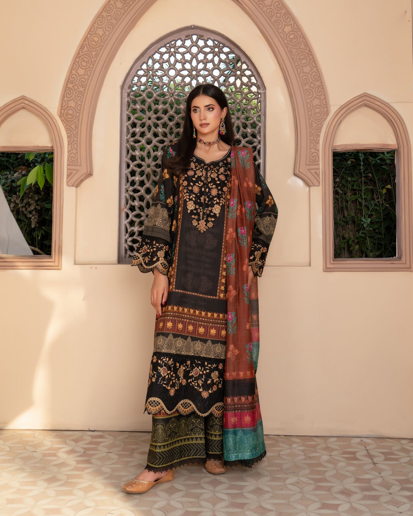 Munira Khwahish 07 Brown