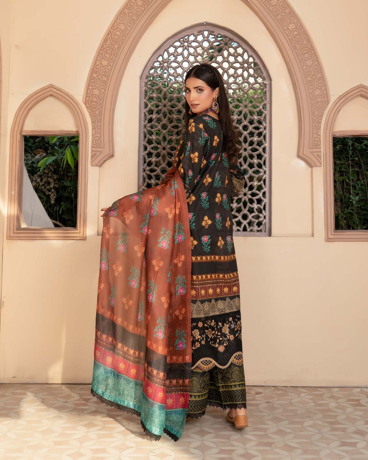 Munira Khwahish 07 Brown