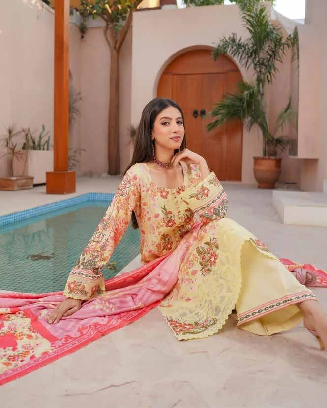 Munira Aaina Dhanak 06 Yellow