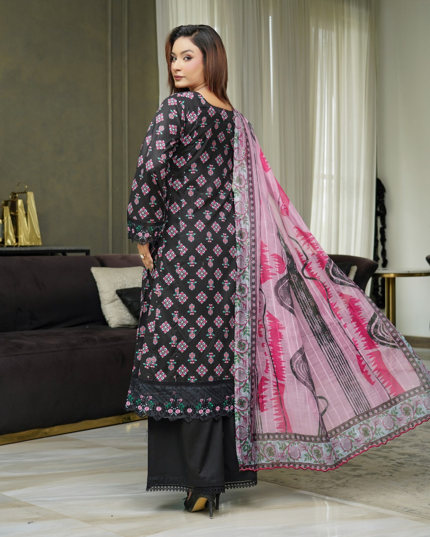 Munira Gulnar Lawn Frock Black
