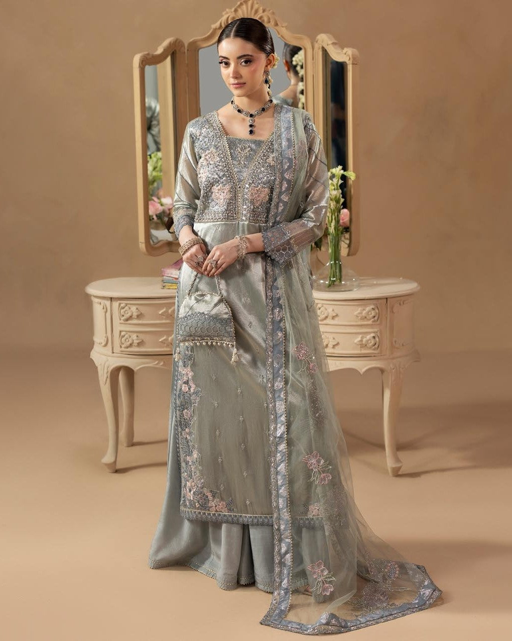 Zardozi ZR 2647 Ice Blue