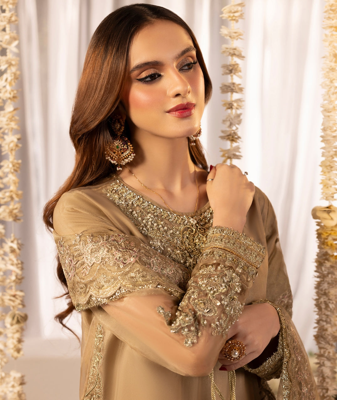 Zardozi Nikkah Edit 2568 Beigh