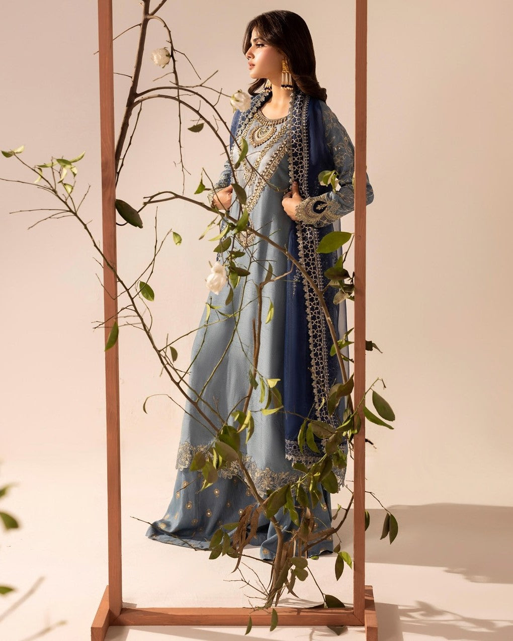 Zardozi ZR 2609 Ice Blue