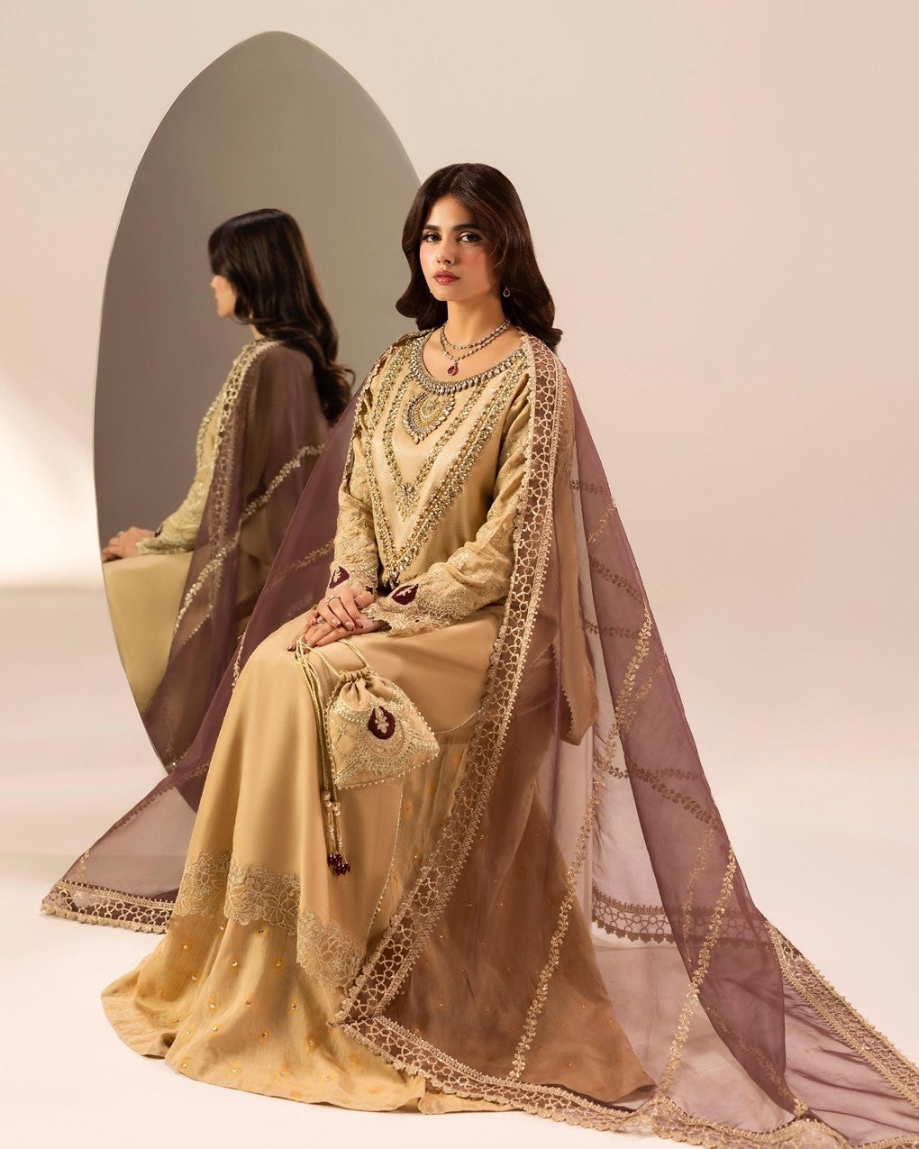 Zardozi ZR 2609 Gold