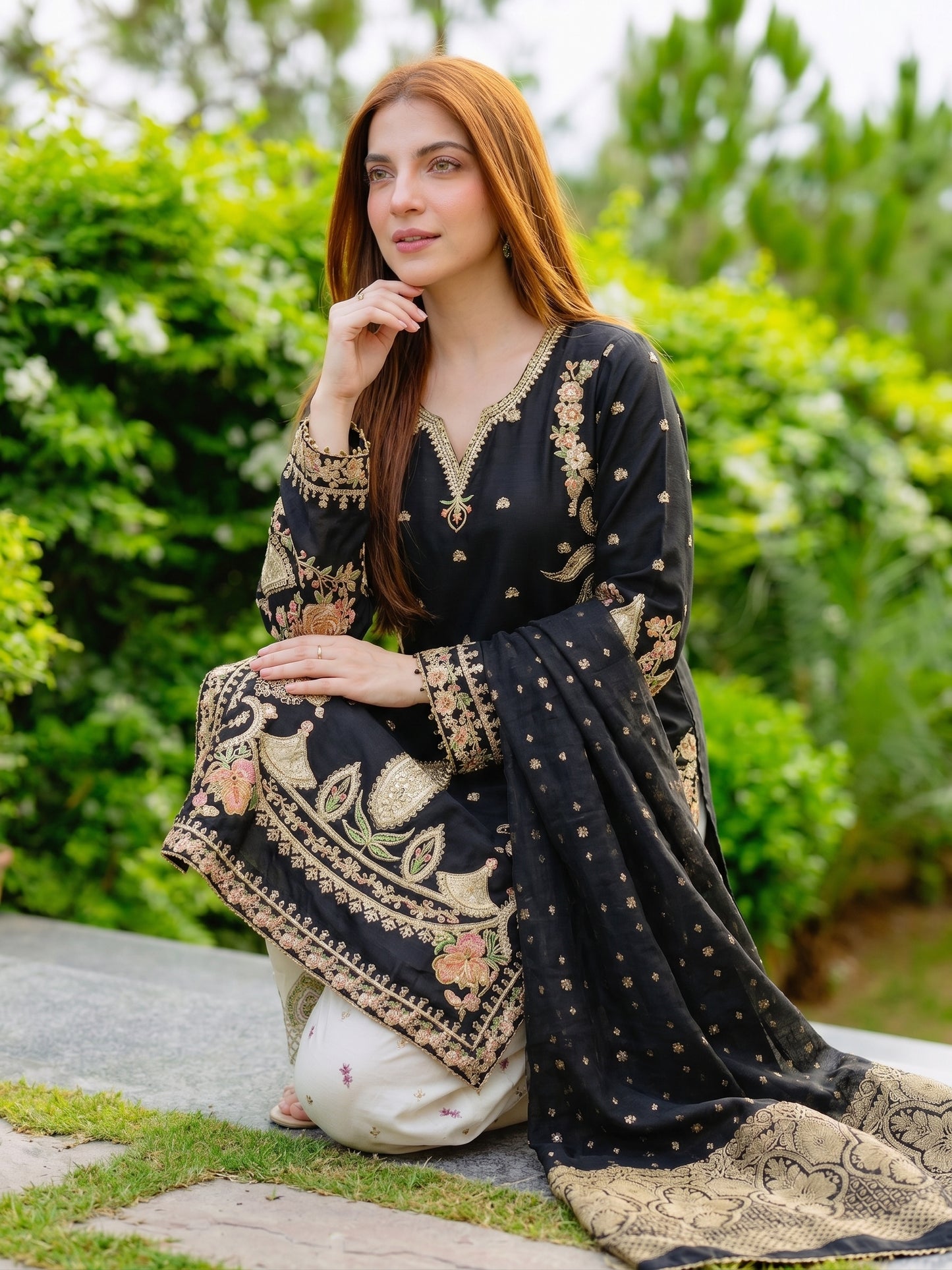 AR 4195 Black