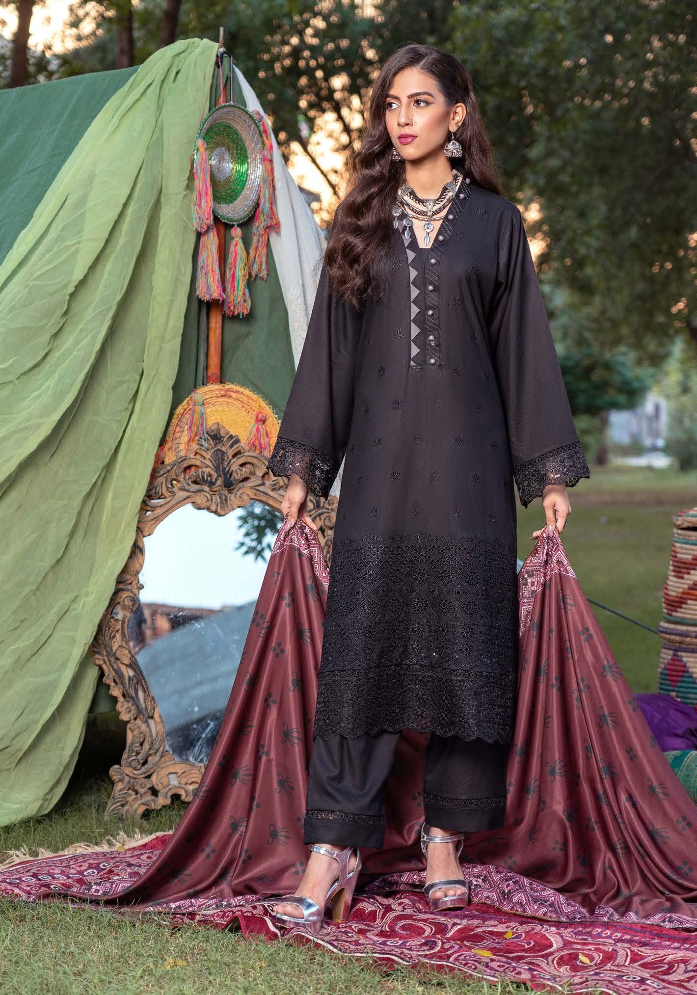 Munira Haseena Dhanak MSL 05 Black