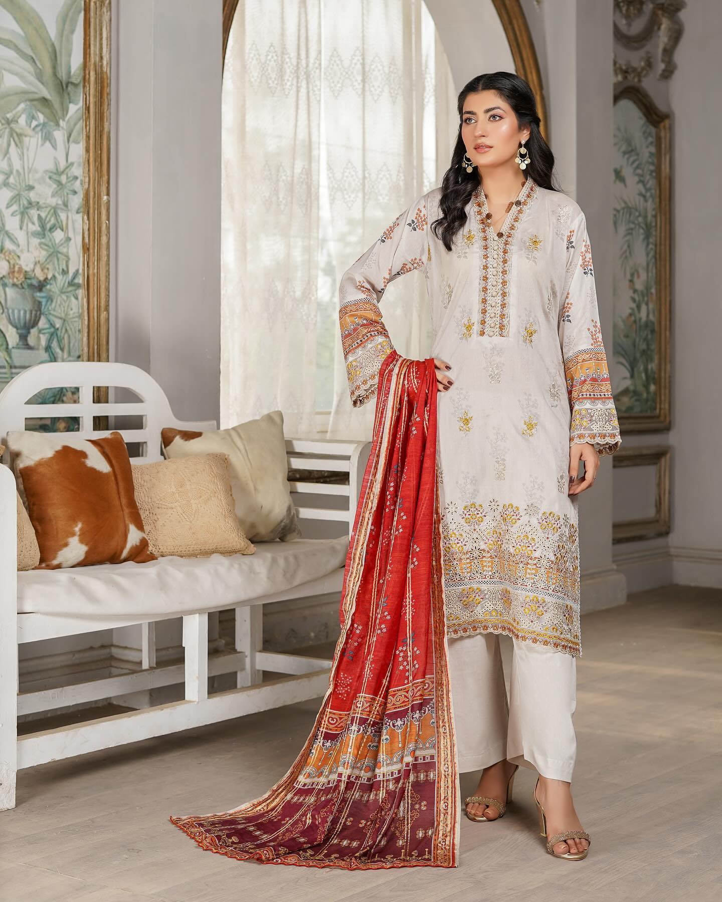 Munira August Embroidery Lawn MSL 05 Dusty Skin