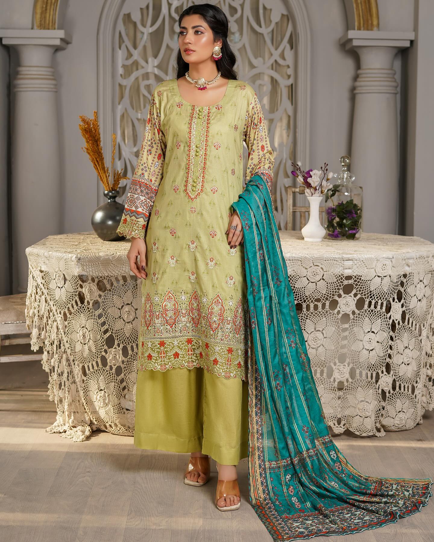 Munira August Embroidery Lawn MSL 07 Pista