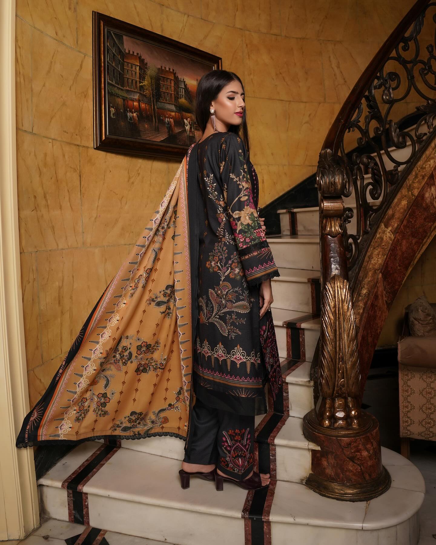 Munira Khubsurat Dhanak MSL 04 Black