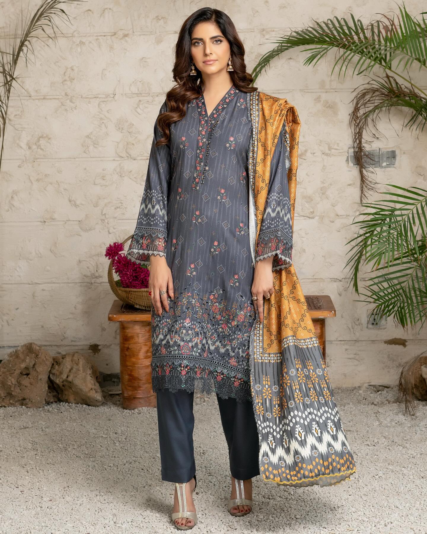 Munira Dastoor Dhanak MSL 05 Dark Grey