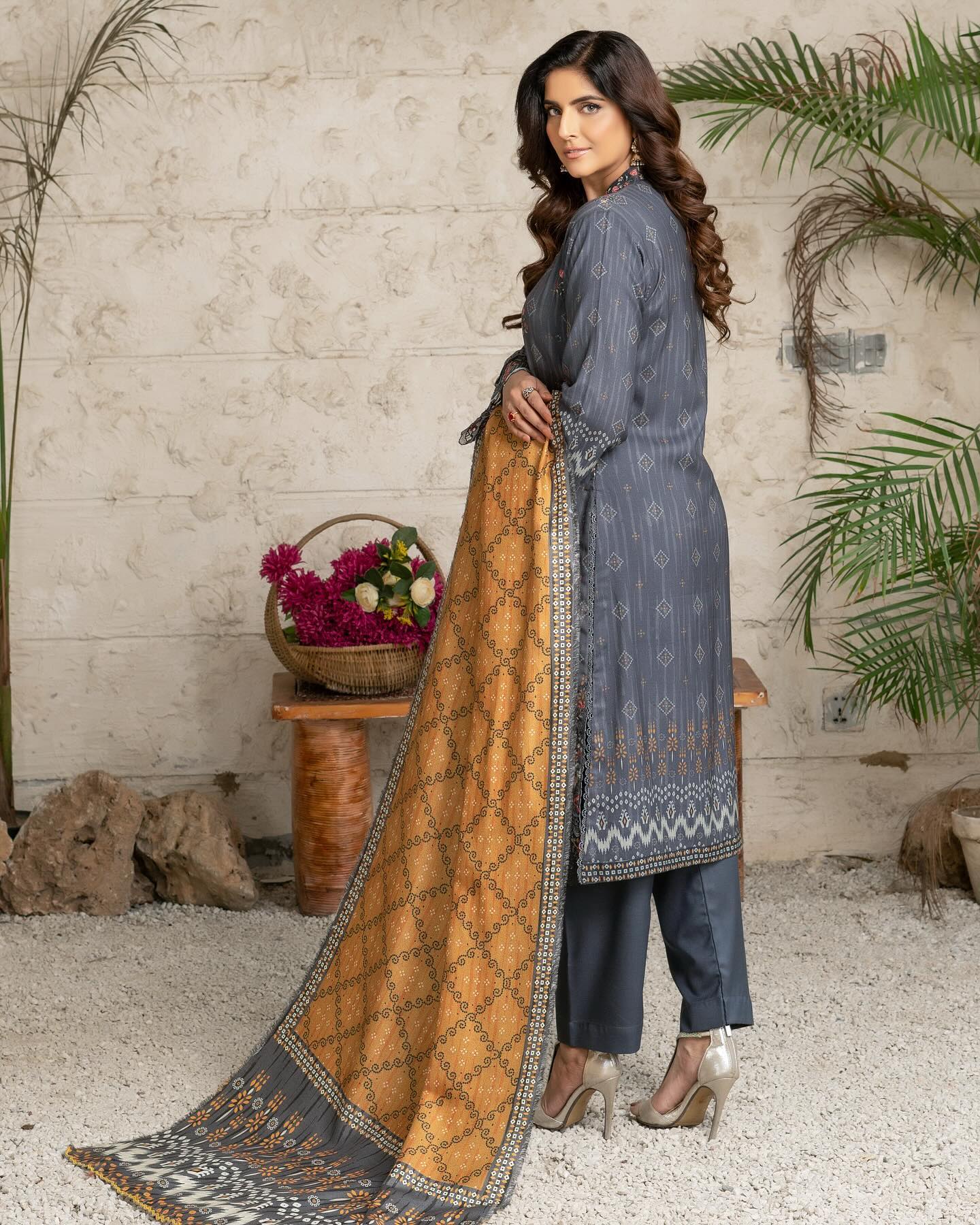 Munira Dastoor Dhanak MSL 05 Dark Grey