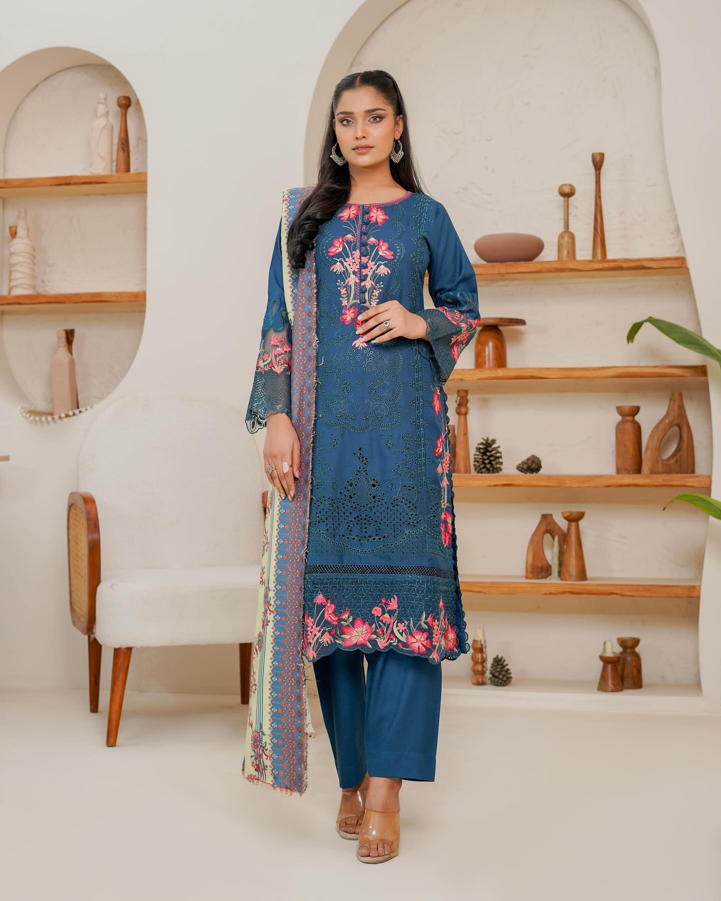 Munira Mastani Luxury Dhanak MSL 04 Zinc