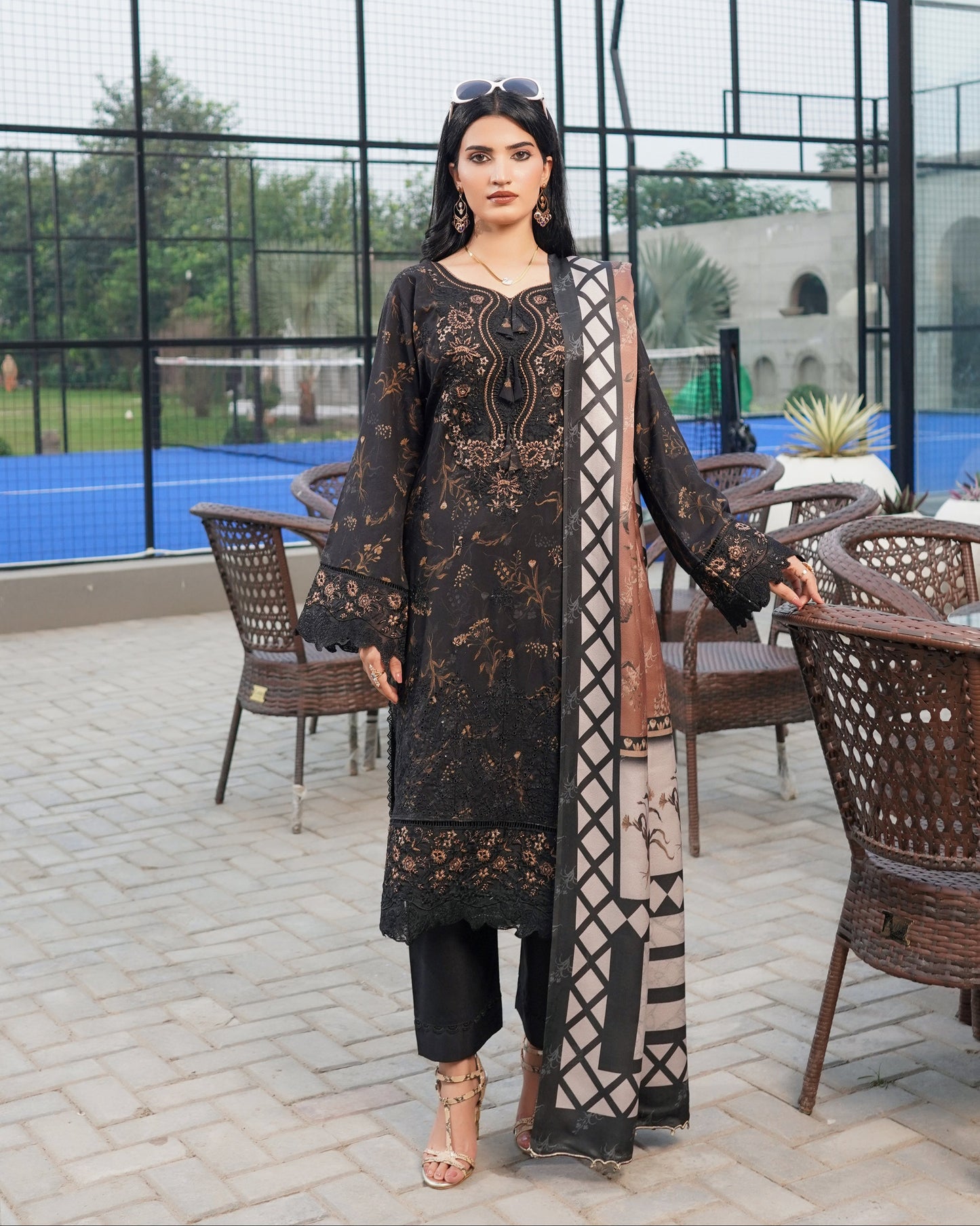 Munira Rangbahar Dhanak 05 Black