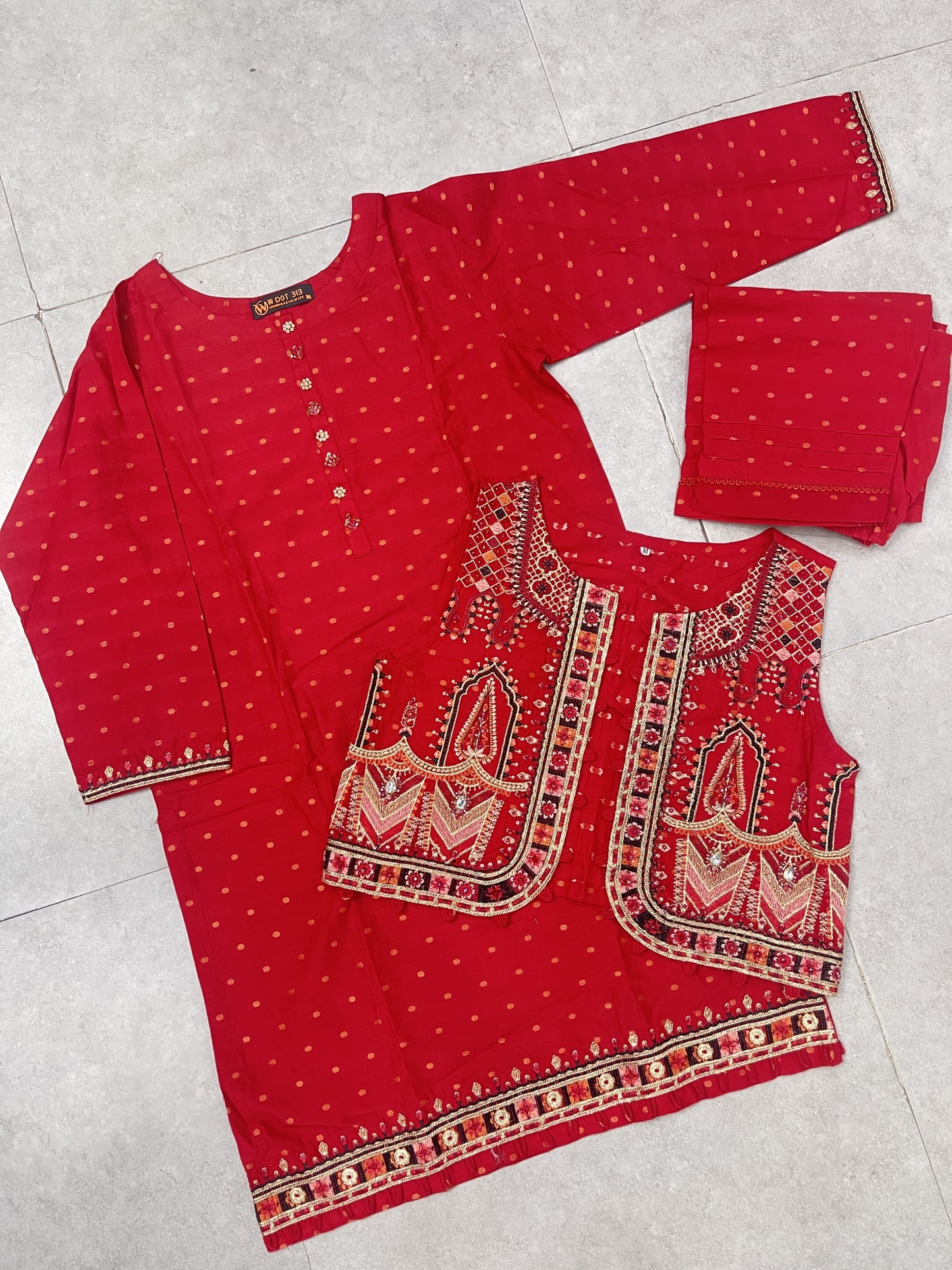 2PC 26 Red